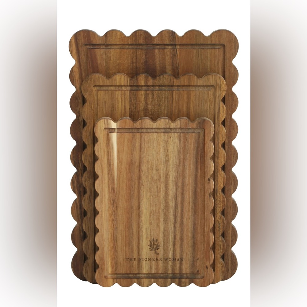 The Pioneer Woman Scalloped Acacia Wood Serving/Charcuterie Boards - Brown